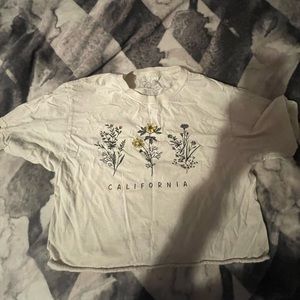 california cropped tee